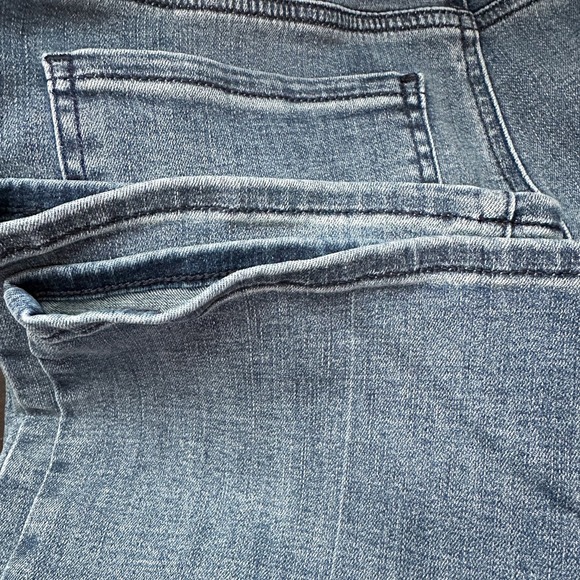 NYDJ Relaxed Straight LiftxTuck Technology Majestic Wash Jeans Size 10 - Picture 10 of 11